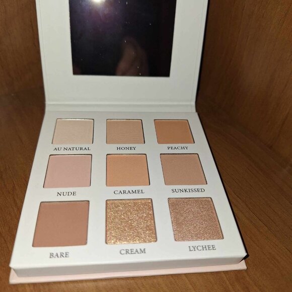 NIP Eye Candy In the Nude Eye Shadow Palette, 9 shades - Picture 4 of 7